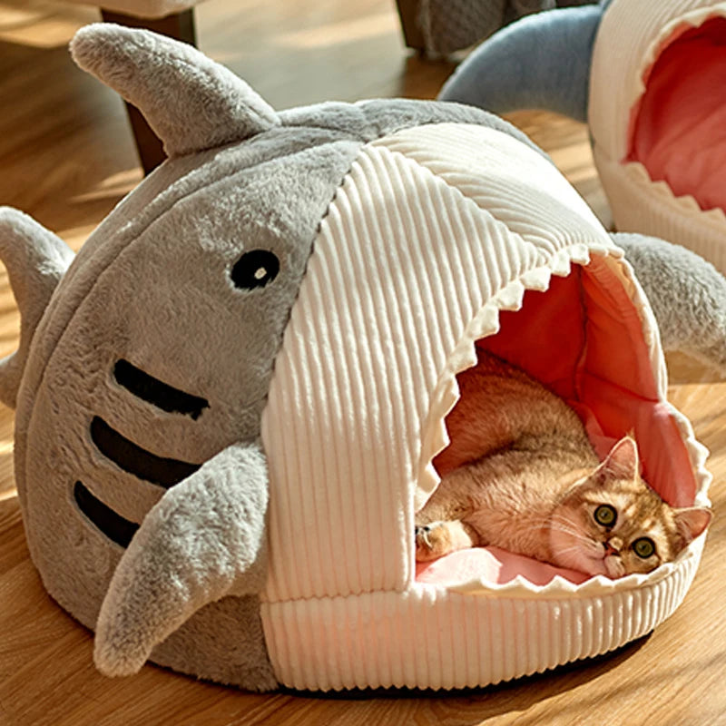 Shark Warm Portable Pet Houses