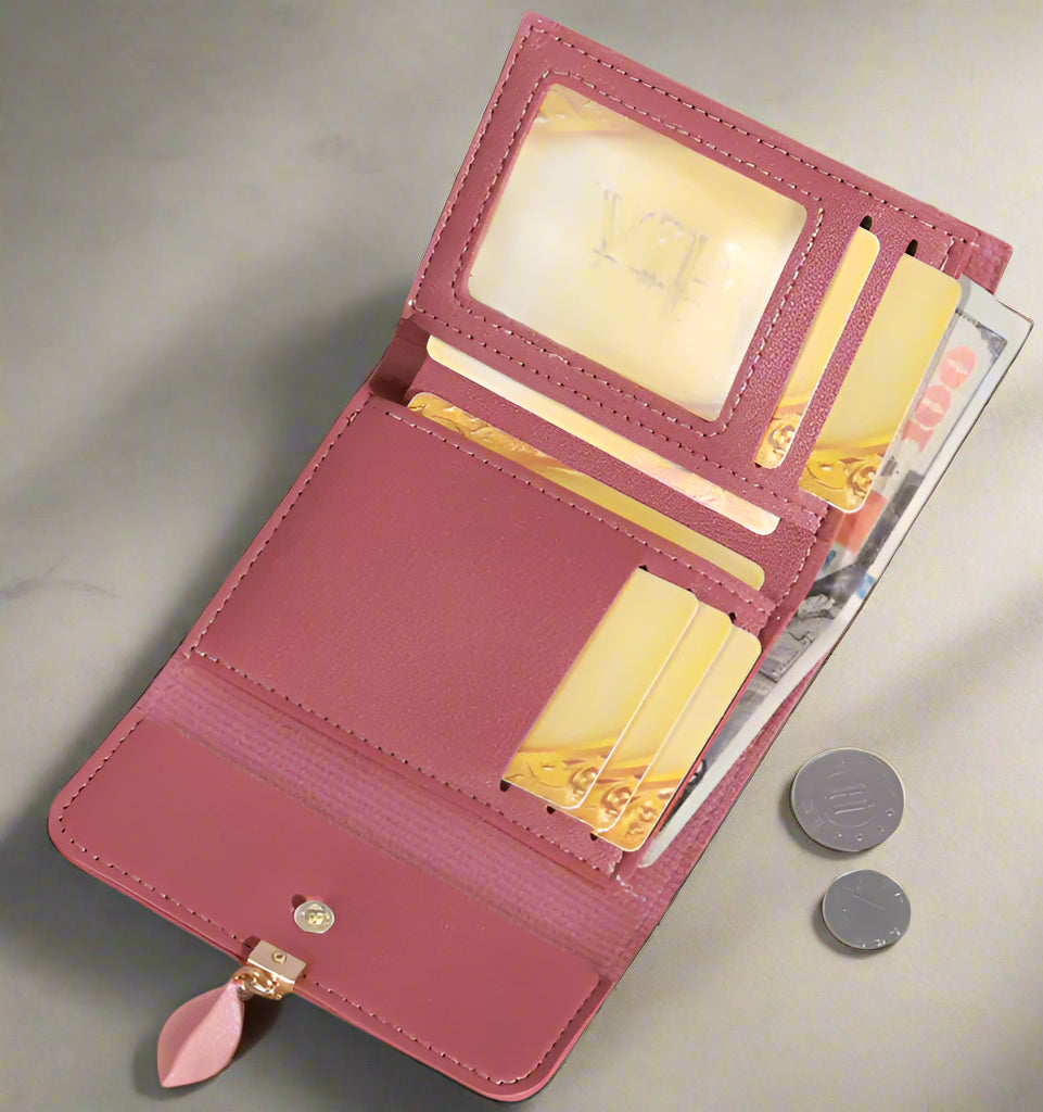 محافظ أنيقة على الطراز الكلاسيكي