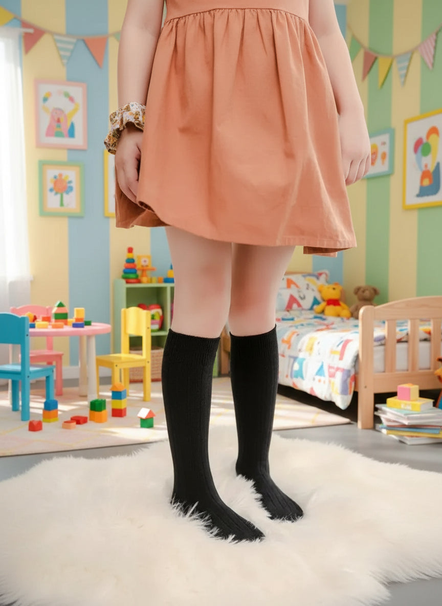 3 أزواج من الجوارب الطويلة المصنوعة من قماش ناعم