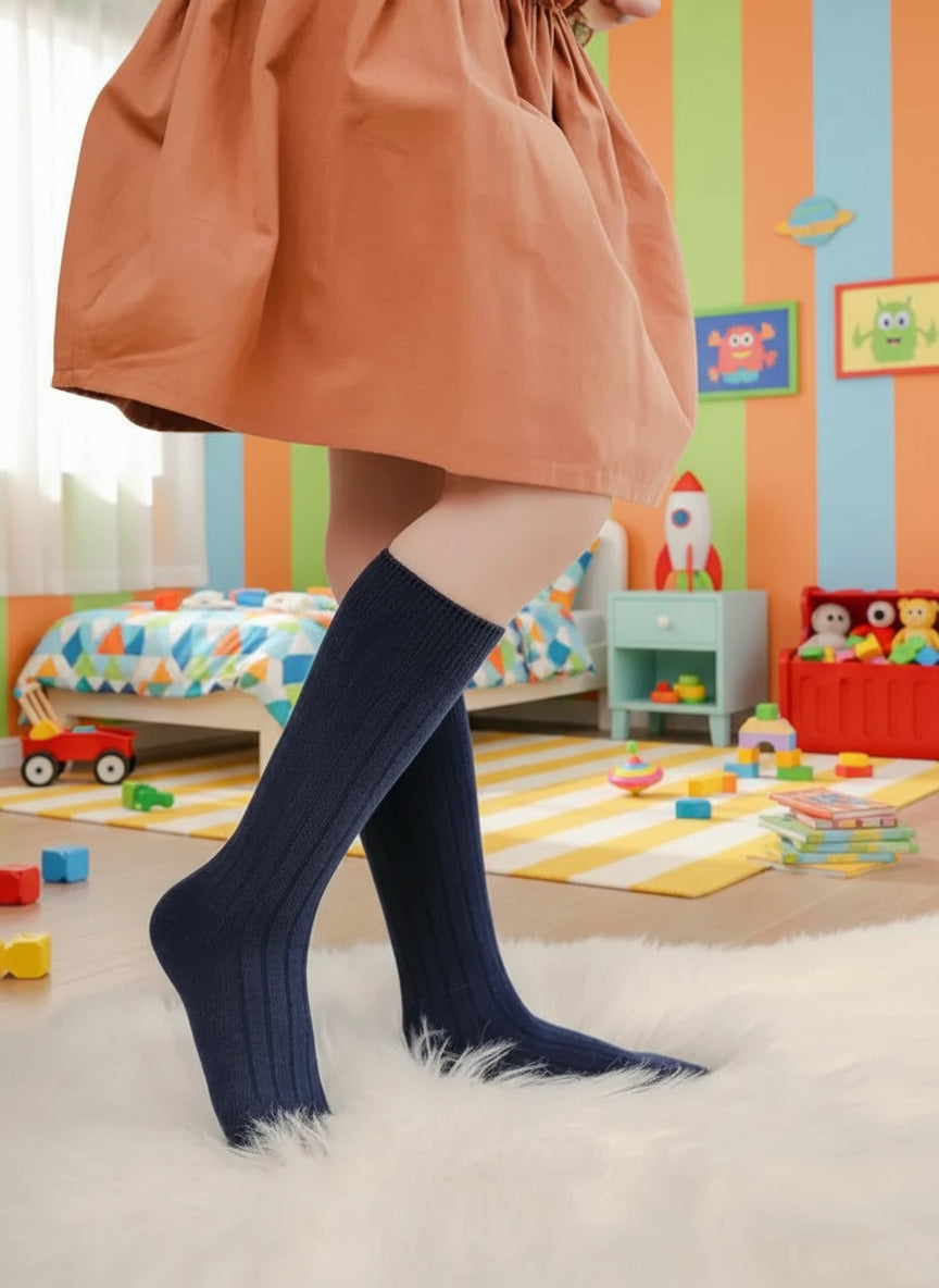 3 أزواج من الجوارب الطويلة المصنوعة من قماش ناعم