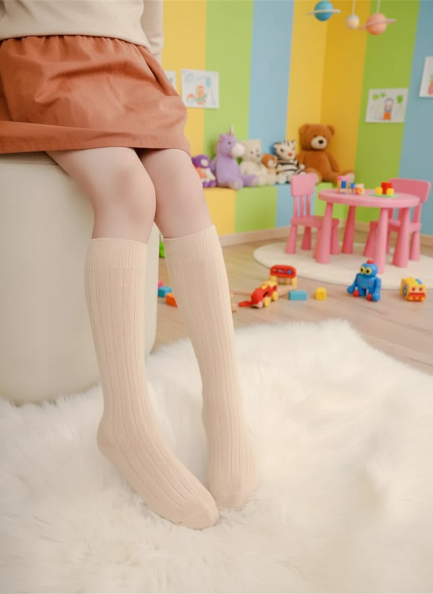 3 أزواج من الجوارب الطويلة المصنوعة من قماش ناعم