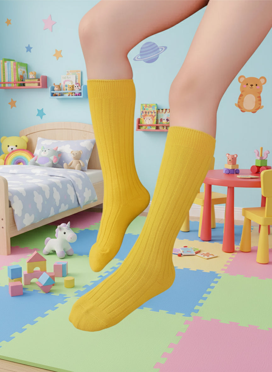 3 أزواج من الجوارب الطويلة المصنوعة من قماش ناعم