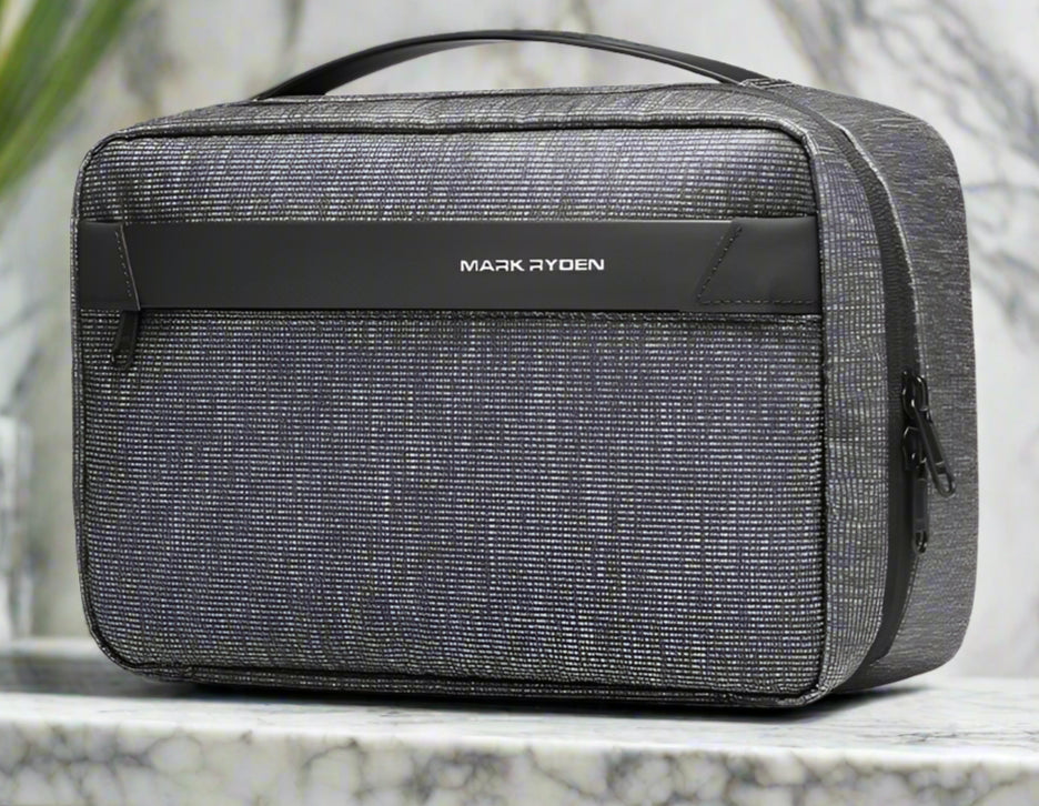 Cosmetic & Toiletry Bags