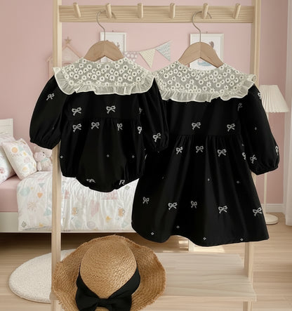 Robe/combinaison noire pour bébé fille