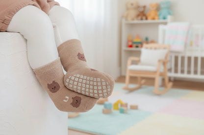 5Prs Mid-Tube Cool Animals Socks With Grips