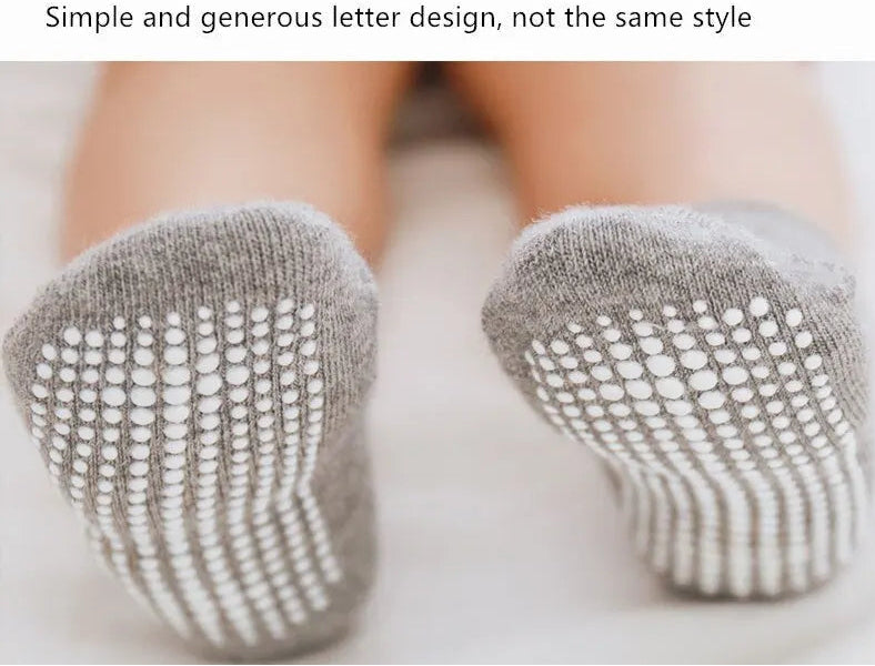 Lot de 6 paires de chaussettes courtes colorées pour bébés