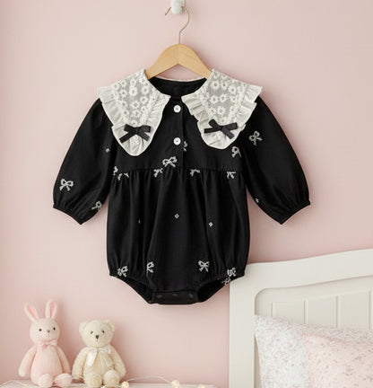 Robe/combinaison noire pour bébé fille